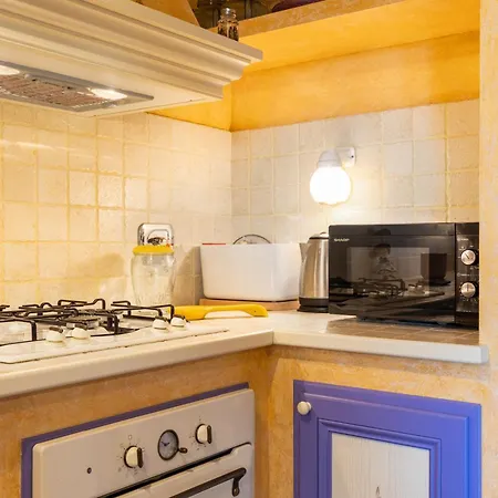 Borgo Mommialla Casa Dell'artista Holiday home *