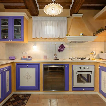 Borgo Mommialla Casa Dell'artista Holiday home Gambassi Terme