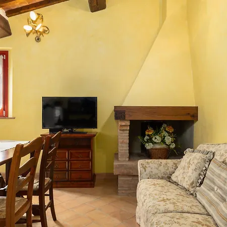 Borgo Mommialla Casa Dell'artista