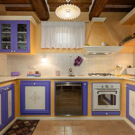 Tatil Evi Borgo Mommialla Casa Dell'artista Gambassi Terme