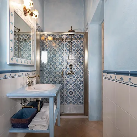 Borgo Mommialla Casa Dell'artista Tatil Evi *
